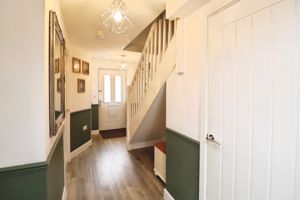 RUBENS CLOSE- click for photo gallery